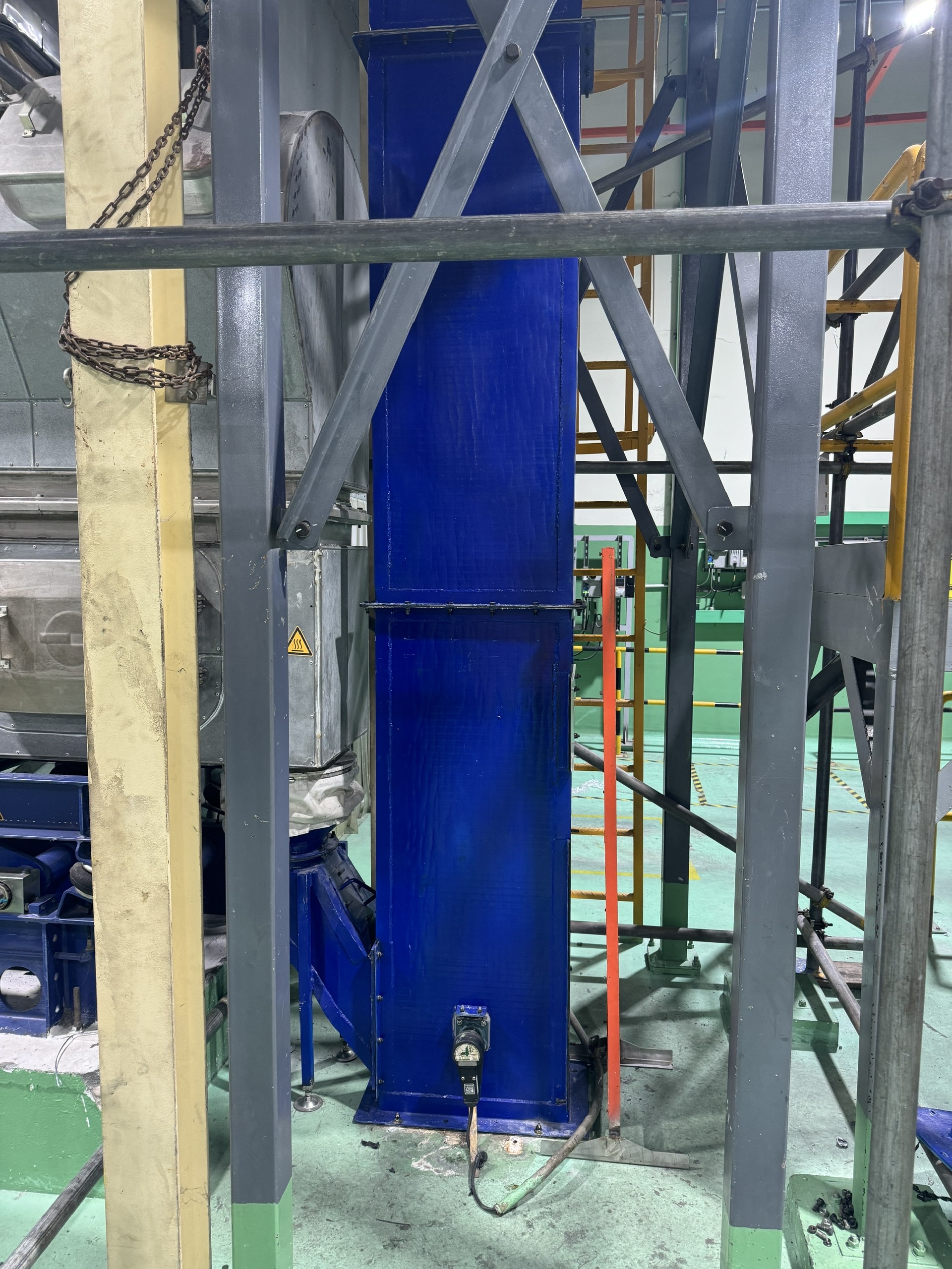 Cover Băng Tải Chống Chịu ăn Mòn Vật Liệu Hợp Kim Carbide