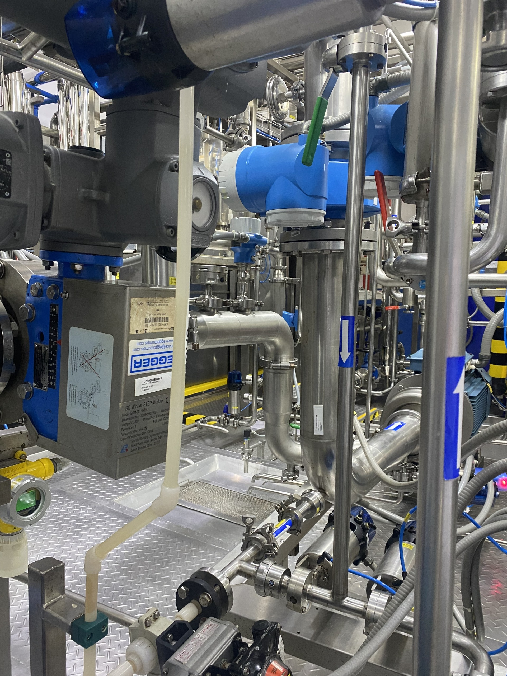 6756544ab6b938e761a840