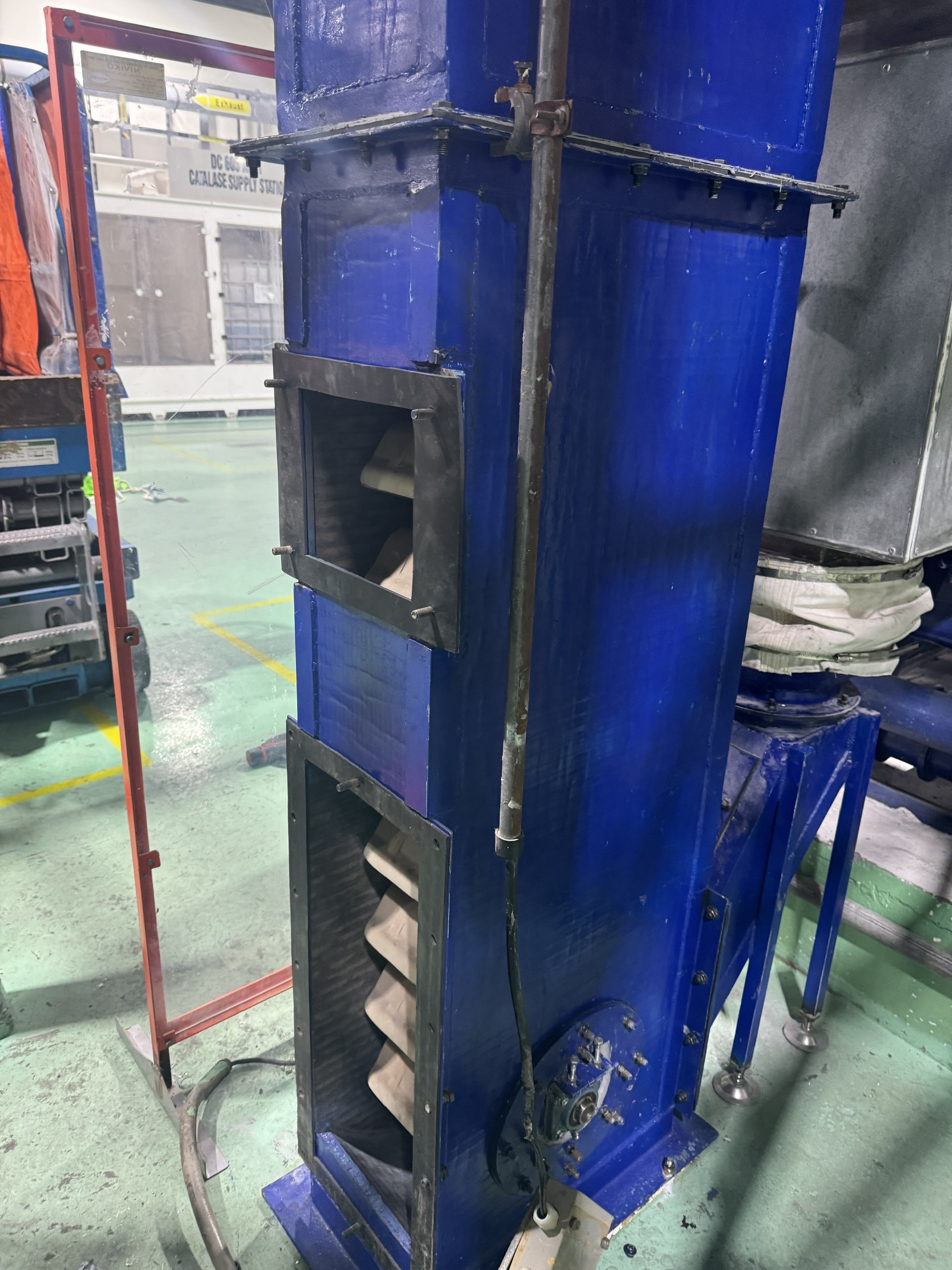 Cover Băng Tải Chống Chịu ăn Mòn Vật Liệu Hợp Kim Carbide